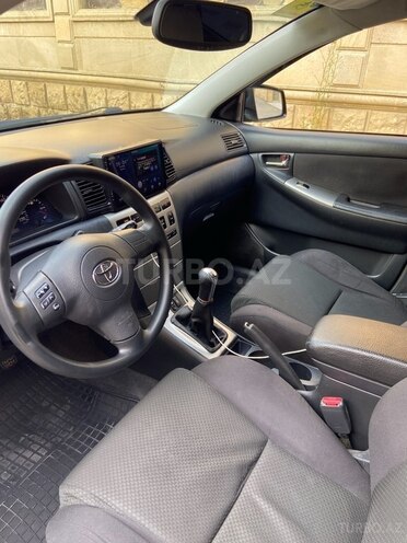 Toyota Corolla 2005, 330,000 km - 1.4 l - Bakı