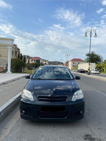 Toyota Corolla 2005, 330,000 km - 1.4 l - Bakı