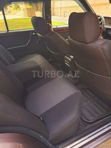 Mercedes E 220 1993, 601,629 km - 2.2 l - Bakı