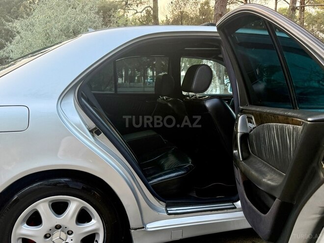 Mercedes E 240 1997, 320,457 km - 2.4 l - Bakı