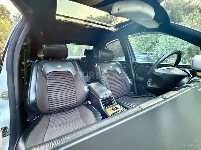 Mercedes E 240 1997, 320,457 km - 2.4 l - Bakı