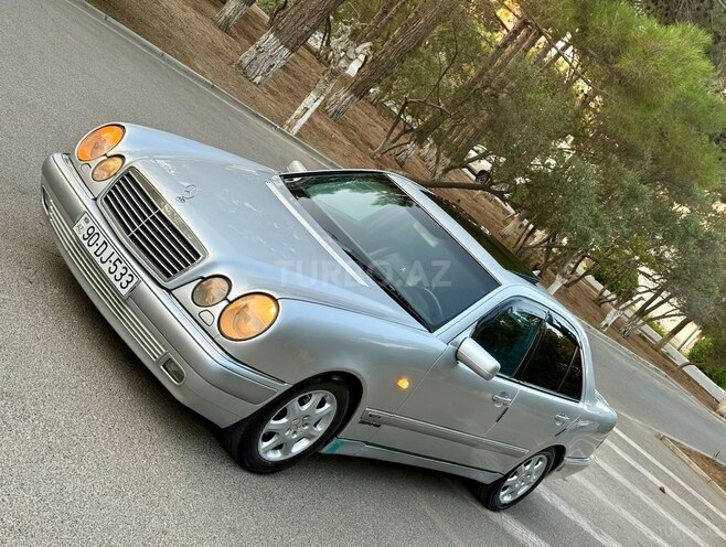 Mercedes E 240 1997, 320,457 km - 2.4 l - Bakı