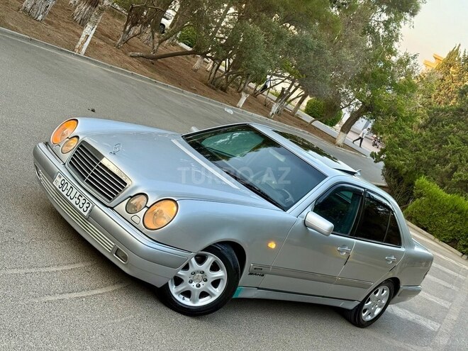 Mercedes E 240 1997, 320,457 km - 2.4 l - Bakı