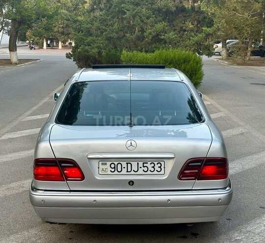 Mercedes E 240 1997, 320,457 km - 2.4 l - Bakı