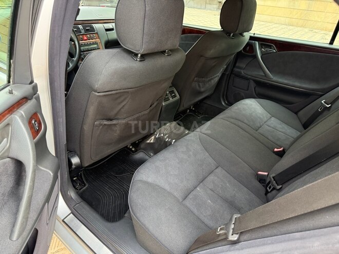 Mercedes E 200 2000, 222,580 km - 2.0 l - Gəncə