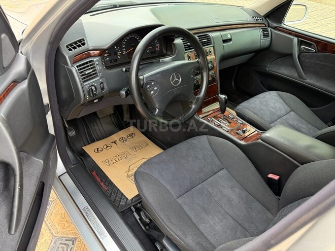 Mercedes E 200 2000, 222,580 km - 2.0 l - Gəncə