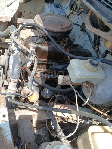 GAZ 33021 1999, 123,456 km - 2.4 l - Saatlı