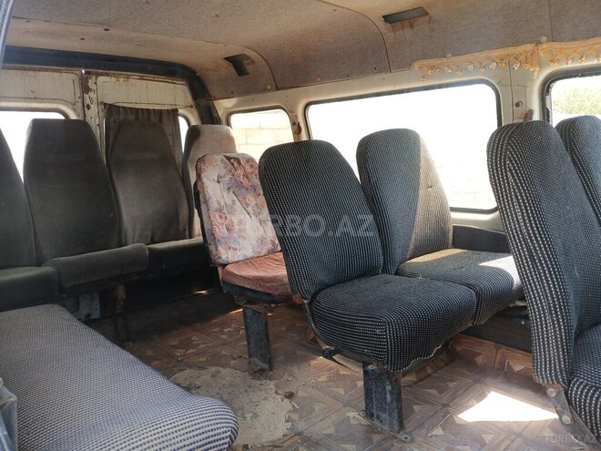 GAZ 33021 1999, 123,456 km - 2.4 l - Saatlı