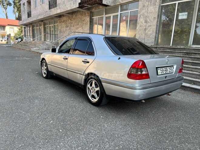 Mercedes C 180 1995, 410,000 km - 1.8 л - İsmayıllı