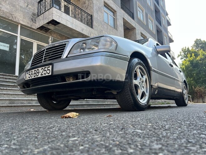Mercedes C 180 1995, 410,000 km - 1.8 л - İsmayıllı