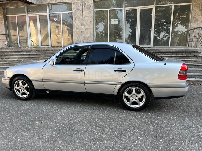 Mercedes C 180 1995, 410,000 km - 1.8 л - İsmayıllı
