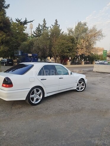 Mercedes C 230 1998, 286,000 km - 2.3 l - Bakı