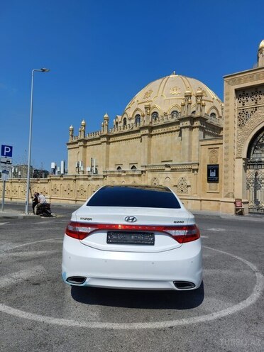 Hyundai Grandeur 2013, 236,443 km - 2.4 л - Bakı