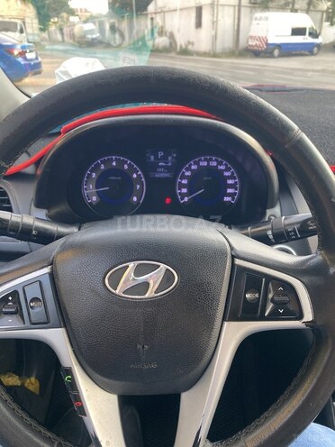 Hyundai Accent 2012, 660,000 km - 1.6 l - Bakı