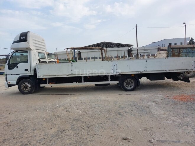 Isuzu  2008, 400,000 km - 5.2 l - Bakı
