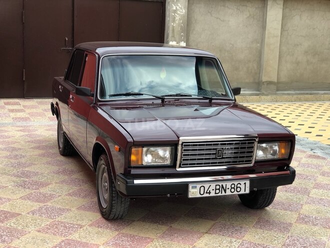 LADA (VAZ) 2107 2006, 35,500 km - 1.6 л - Quba