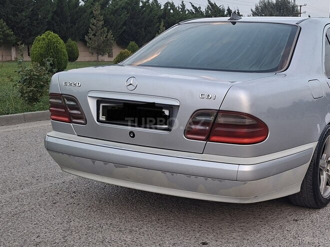 Mercedes E 220 1999, 367,984 km - 2.2 л - Xaçmaz