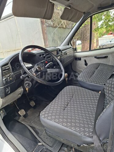 GAZ 33021 2003, 2,500 km - 2.3 l - Şəmkir