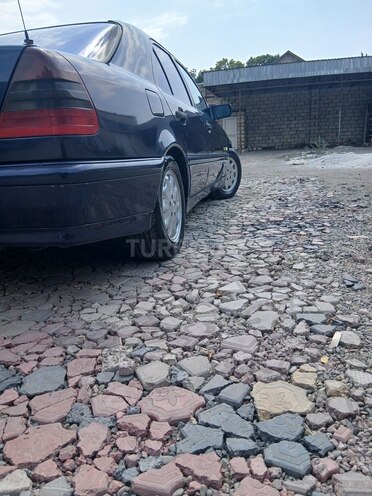 Mercedes C 180 1999, 448,722 km - 1.8 l - Tovuz