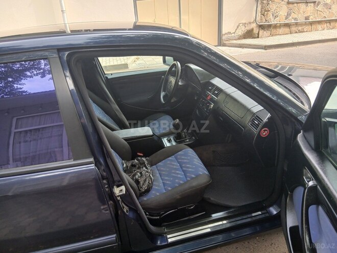Mercedes C 180 1999, 448,722 km - 1.8 l - Tovuz