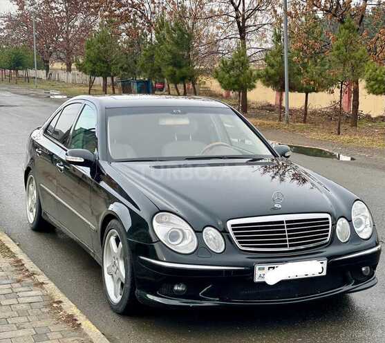 Mercedes E 320 2003, 297,000 km - 3.2 l - Qazax