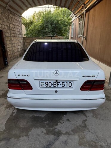 Mercedes E 240 1999, 230,000 km - 2.4 l - Sumqayıt