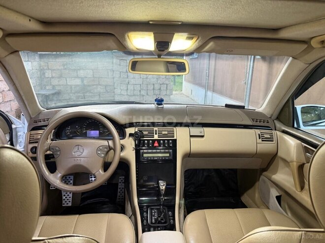 Mercedes E 240 1999, 230,000 km - 2.4 l - Sumqayıt