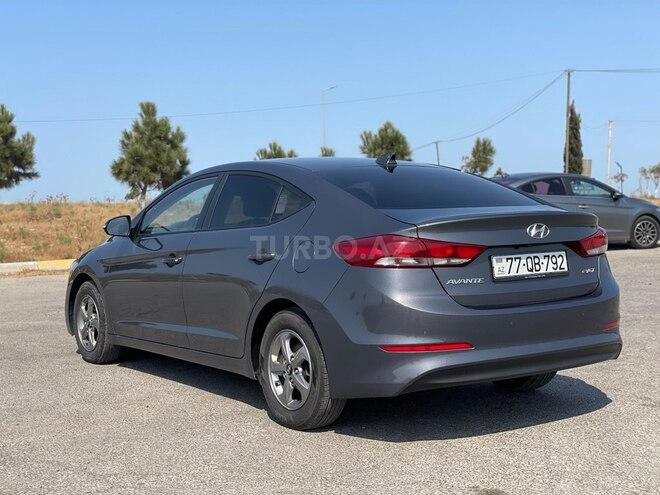 Hyundai Avante 2017, 127,000 km - 1.6 l - Bakı
