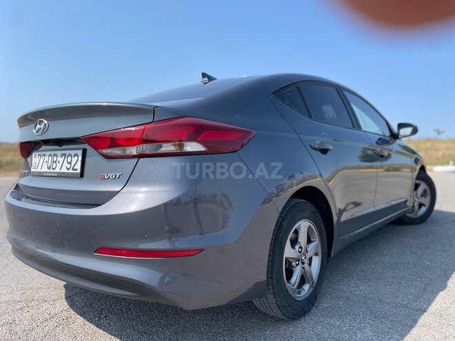 Hyundai Avante 2017, 127,000 km - 1.6 l - Bakı