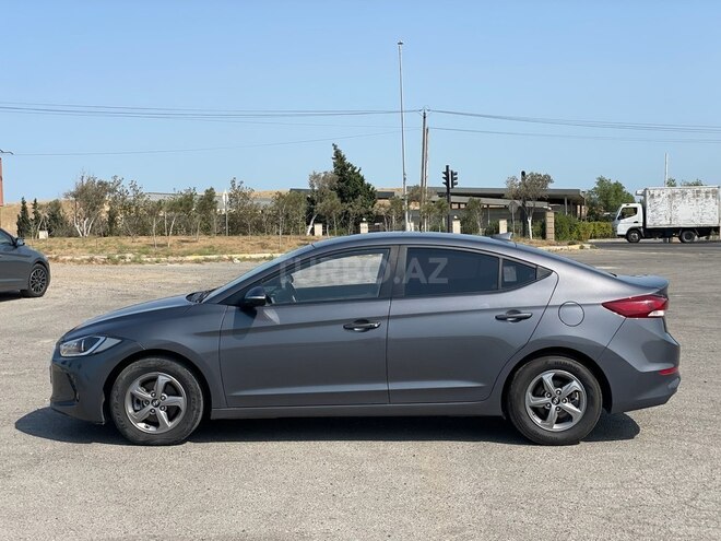 Hyundai Avante 2017, 127,000 km - 1.6 l - Bakı