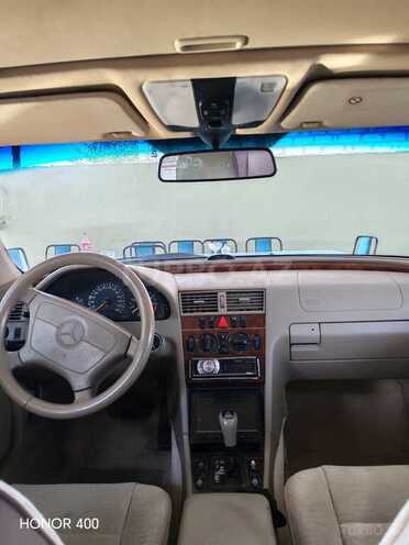 Mercedes C 240 1998, 23,541 km - 2.4 л - Qazax