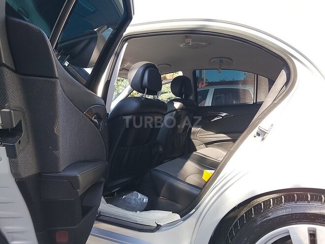 Mercedes E 220 2007, 287,000 km - 2.2 l - Bakı