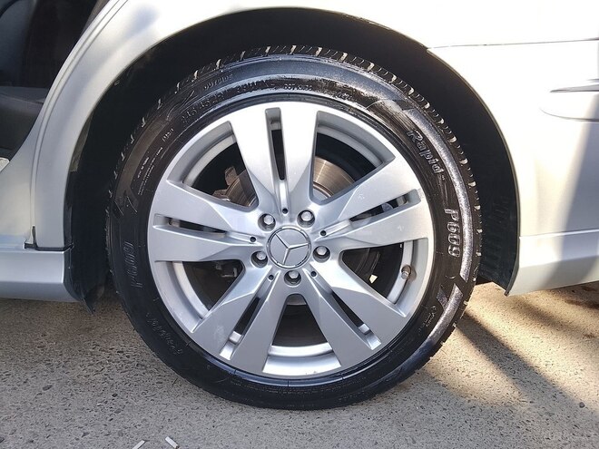 Mercedes E 220 2007, 287,000 km - 2.2 l - Bakı