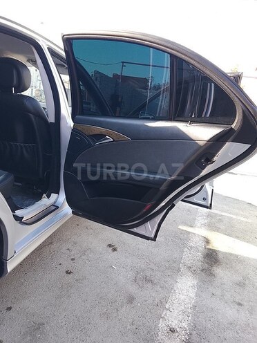 Mercedes E 220 2007, 287,000 km - 2.2 l - Bakı