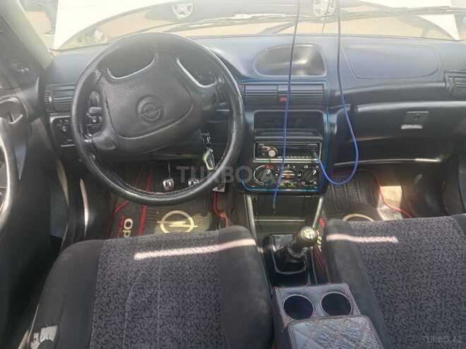 Opel Astra 1996, 211,211 km - 1.6 l - Zərdab