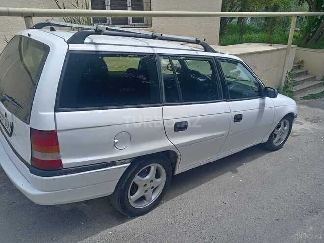 Opel Astra 1996, 211,211 km - 1.6 l - Zərdab