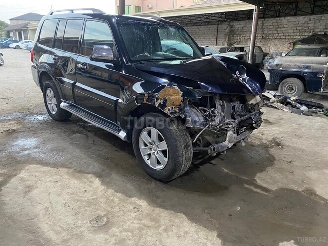 Mitsubishi Pajero 2008, 222,313 km - 3.0 л - Bakı