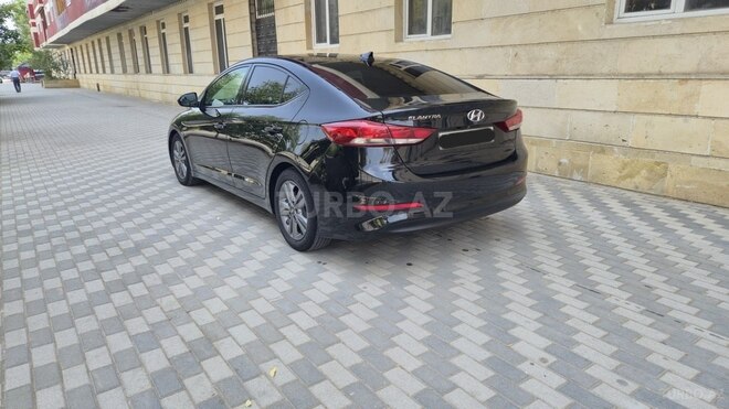 Hyundai Elantra 2016, 237,737 km - 2.0 l - Sabirabad