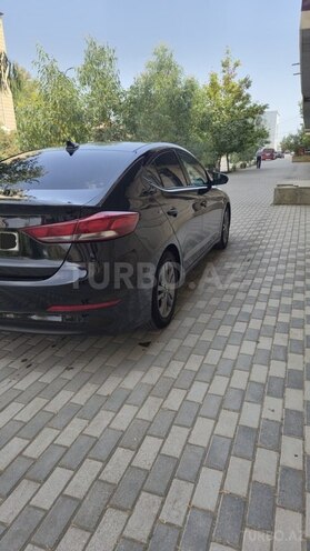Hyundai Elantra 2016, 237,737 km - 2.0 l - Sabirabad
