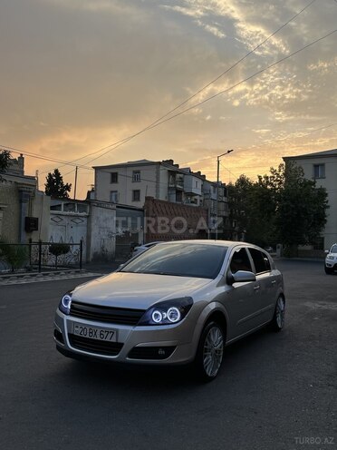 Opel Astra 2005, 225,000 km - 1.4 l - Gəncə