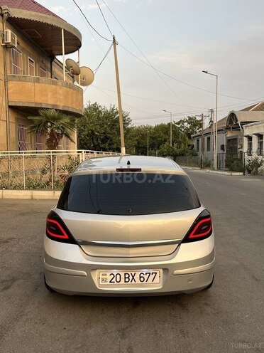 Opel Astra 2005, 225,000 km - 1.4 l - Gəncə