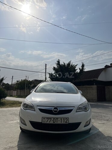 Opel Astra 2012, 293,000 km - 1.4 l - Xaçmaz