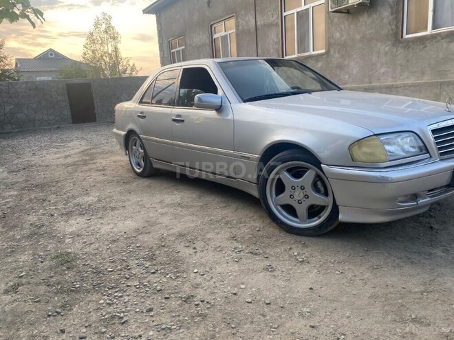 Mercedes C 180 1995, 432,000 km - 1.8 l - Sabirabad