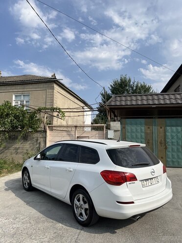 Opel Astra 2012, 293,000 km - 1.4 l - Xaçmaz