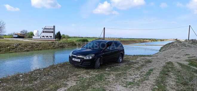 Opel Astra 2005, 335,000 km - 1.4 l - Qusar