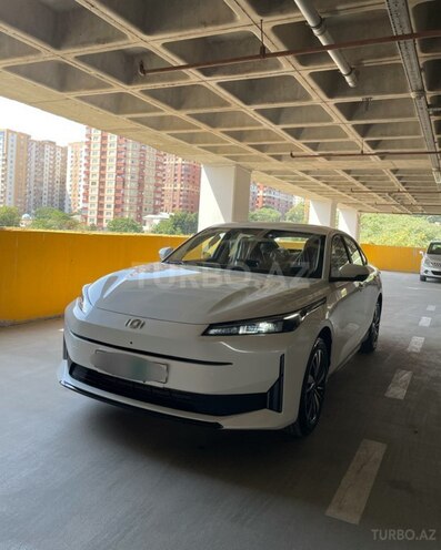 Changan Qiyuan A05-3