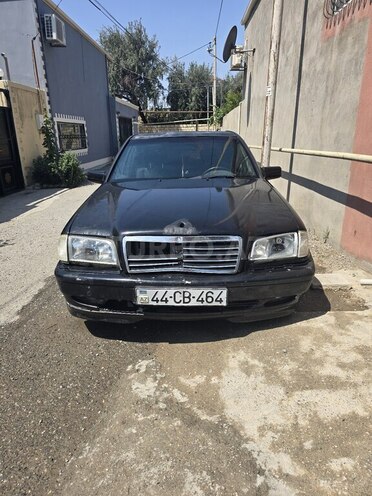 Mercedes C 240 2000, 304,000 km - 2.4 l - Bakı