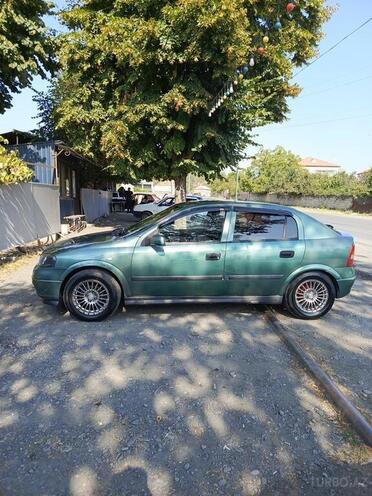 Opel Astra 1998, 330,000 km - 1.6 l - Zaqatala