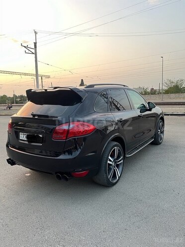 Porsche Cayenne Turbo 2011, 145,215 km - 4.8 l - Gəncə