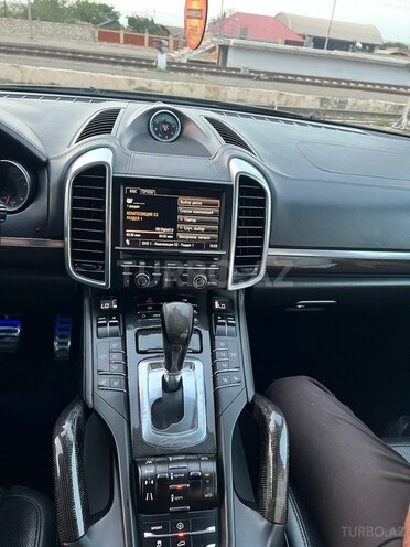 Porsche Cayenne Turbo 2011, 145,215 km - 4.8 l - Gəncə